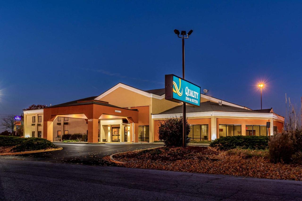 Quality Inn & Suites Southport Индианаполис Экстерьер фото